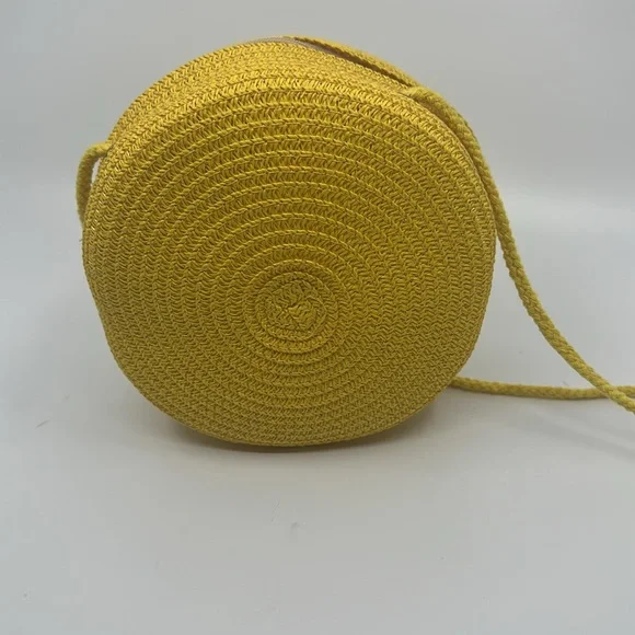 Cute Yellow Woven Circle Shoulder Bag - Picture 3 of 8